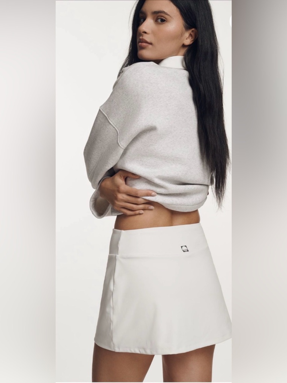 NWT Daily Practice High Rise Mini skirt in White - Picture 3 of 4